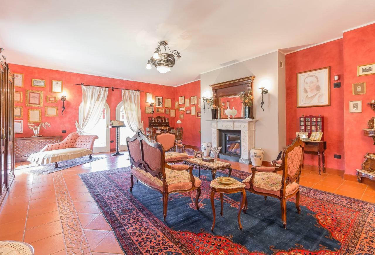 Tenuta Pian D'Attesio - Agriturismo Castelletto Soprano エクステリア 写真