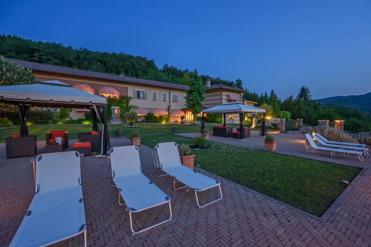 Tenuta Pian D'Attesio - Agriturismo Castelletto Soprano エクステリア 写真