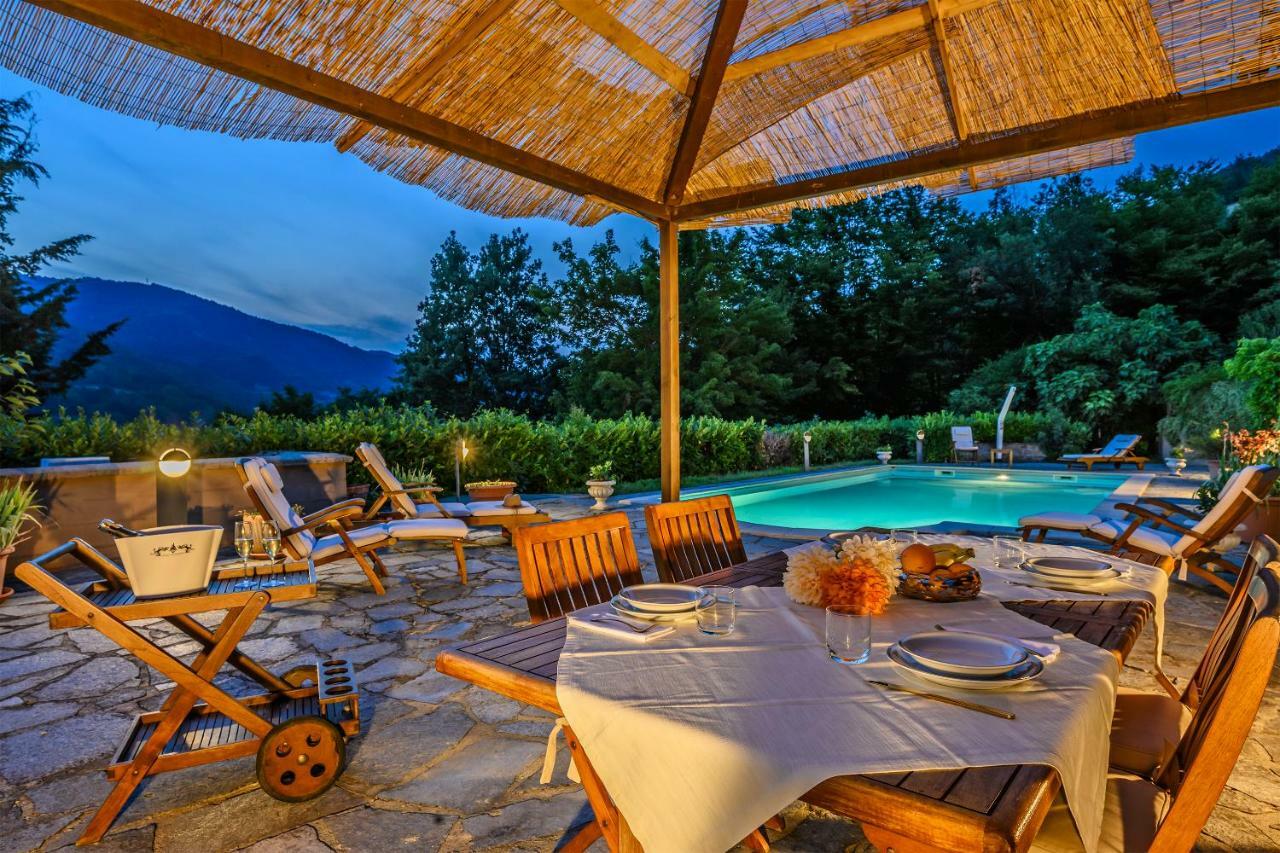 Tenuta Pian D'Attesio - Agriturismo Castelletto Soprano エクステリア 写真