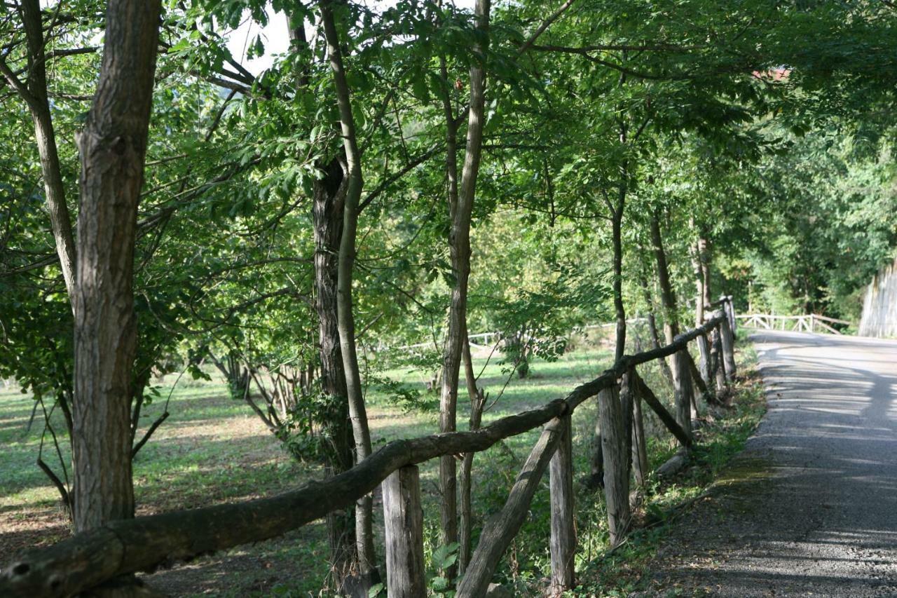 Tenuta Pian D'Attesio - Agriturismo Castelletto Soprano エクステリア 写真