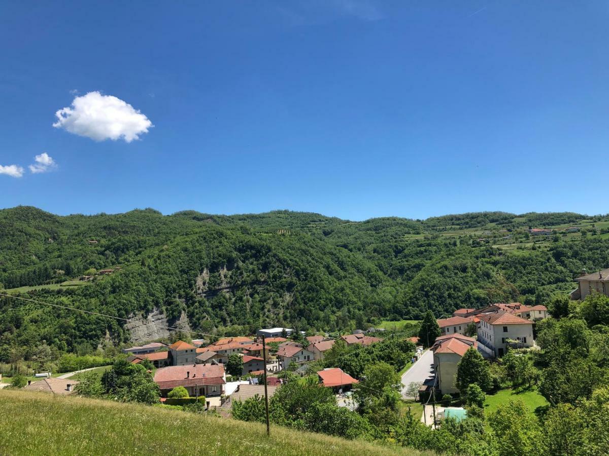 Tenuta Pian D'Attesio - Agriturismo Castelletto Soprano エクステリア 写真
